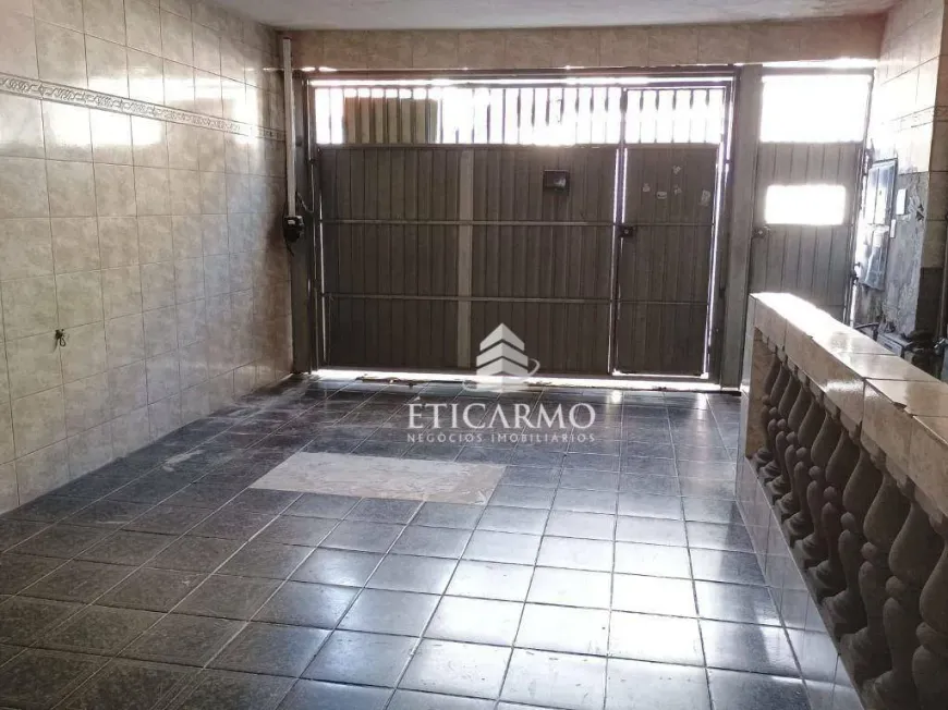 Foto 1 de Sobrado com 6 Quartos à venda, 350m² em Vila Carmosina, São Paulo