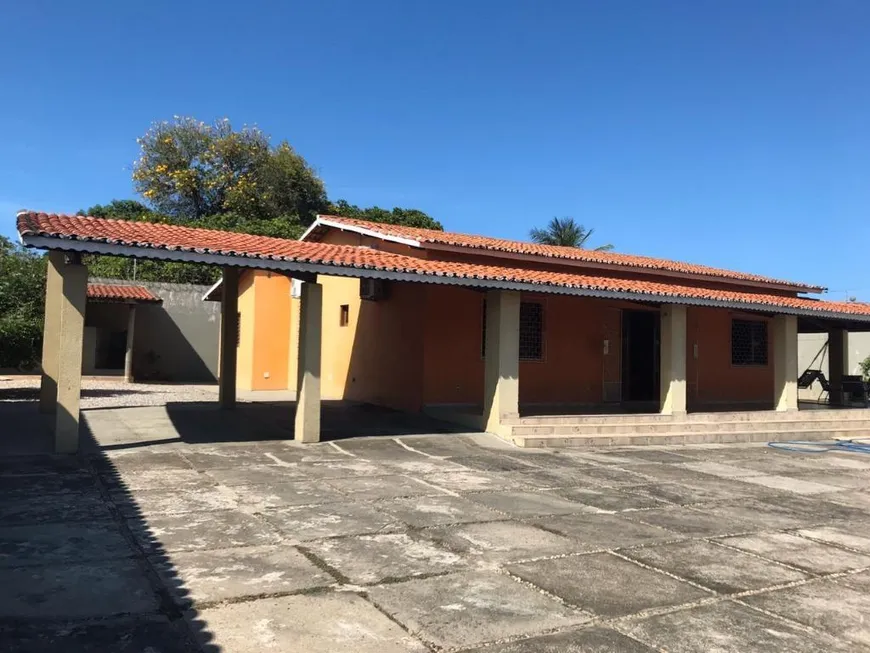 Foto 1 de Casa com 4 Quartos à venda, 810m² em Guajiru, Caucaia