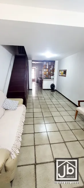 Foto 1 de Casa de Condomínio com 2 Quartos à venda, 85m² em Portinho, Cabo Frio