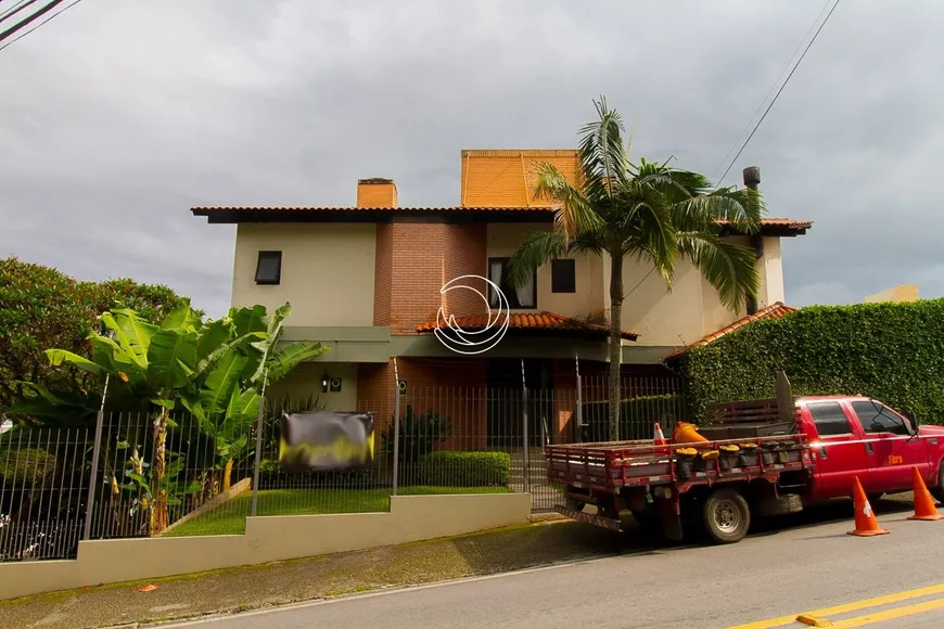 Foto 1 de Casa com 5 Quartos à venda, 298m² em Centro, Florianópolis