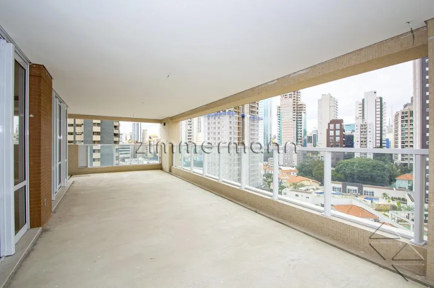 Foto 1 de Apartamento com 4 Quartos à venda, 272m² em Aclimação, São Paulo