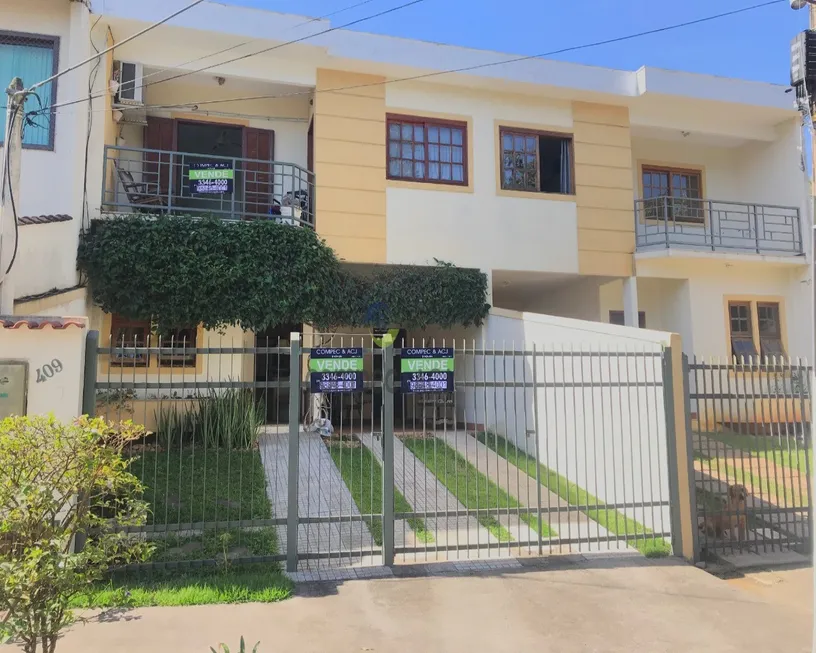 Foto 1 de Casa com 3 Quartos à venda, 142m² em Jardim Amália, Volta Redonda