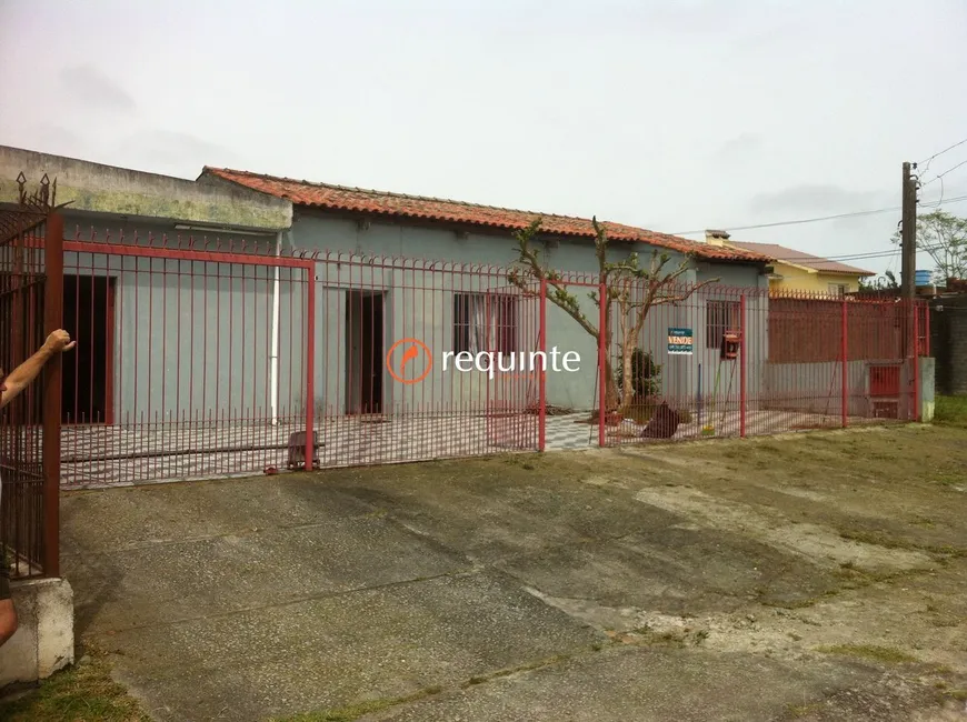 Foto 1 de Casa com 4 Quartos à venda, 260m² em Areal, Pelotas