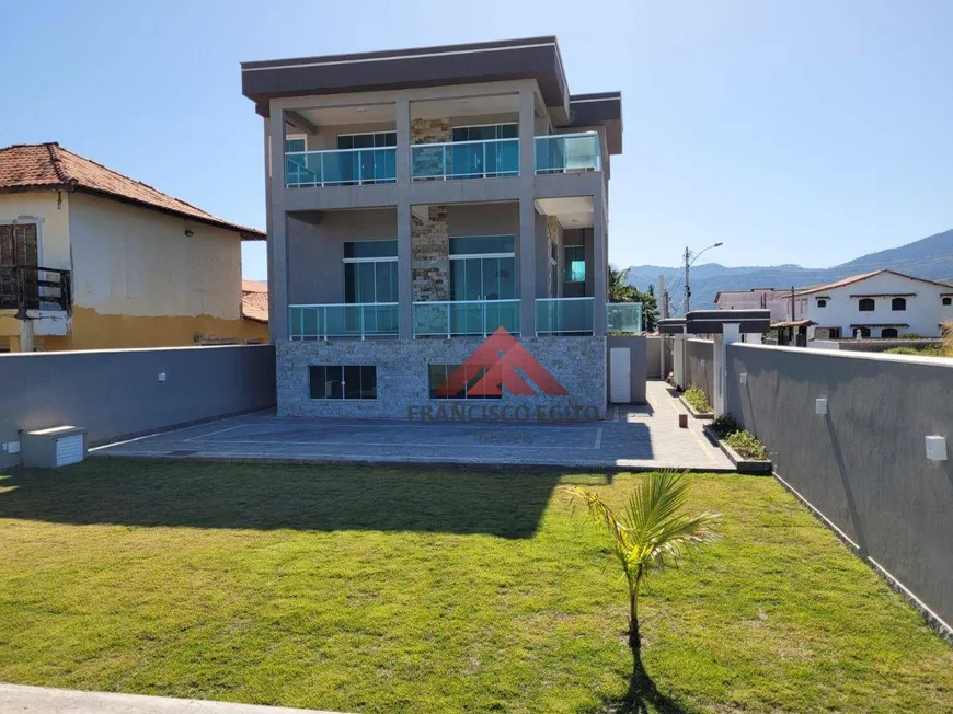 Foto 1 de Casa com 4 Quartos à venda, 300m² em Ponta Negra, Maricá