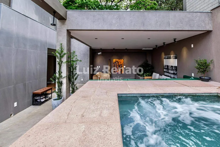 Foto 1 de Apartamento com 3 Quartos à venda, 286m² em São Pedro, Belo Horizonte