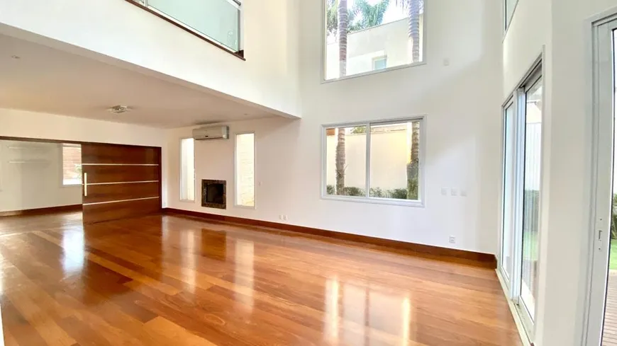 Foto 1 de Casa de Condomínio com 4 Quartos à venda, 580m² em Alto Da Boa Vista, São Paulo