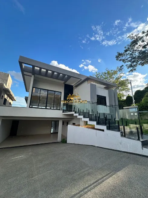 Foto 1 de Casa de Condomínio com 4 Quartos à venda, 412m² em Residencial Parque Mendanha, Goiânia