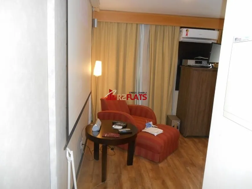 Foto 1 de Flat com 1 Quarto para alugar, 30m² em Vila Olímpia, São Paulo