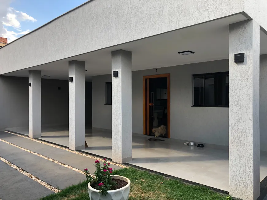 Foto 1 de Casa com 3 Quartos à venda, 275m² em Setor Jaó, Goiânia