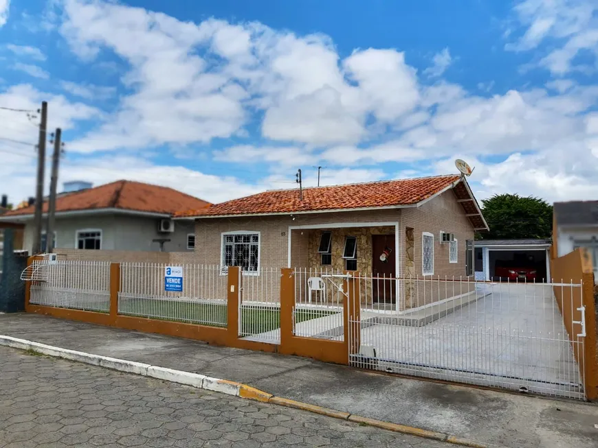 Foto 1 de Casa com 3 Quartos à venda, 80m² em Bom Viver, Biguaçu