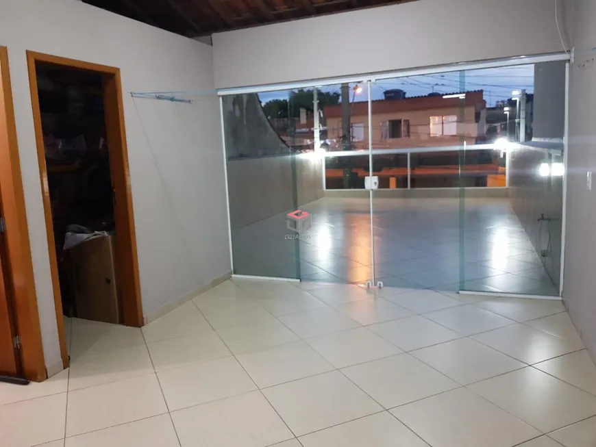 Foto 1 de Casa com 2 Quartos à venda, 160m² em Capuava, Santo André