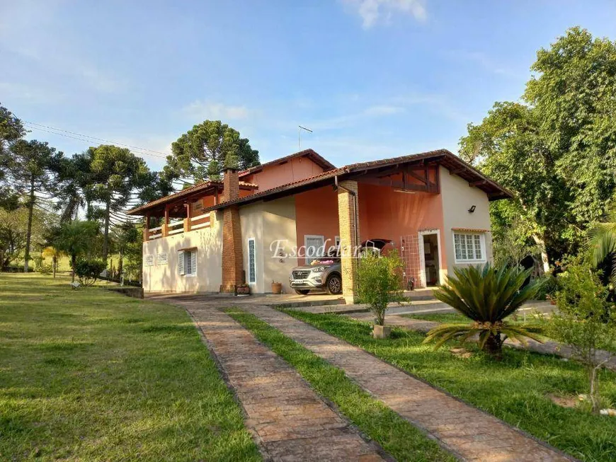 Foto 1 de Fazenda/Sítio com 3 Quartos à venda, 420m² em Recreio, Ibiúna