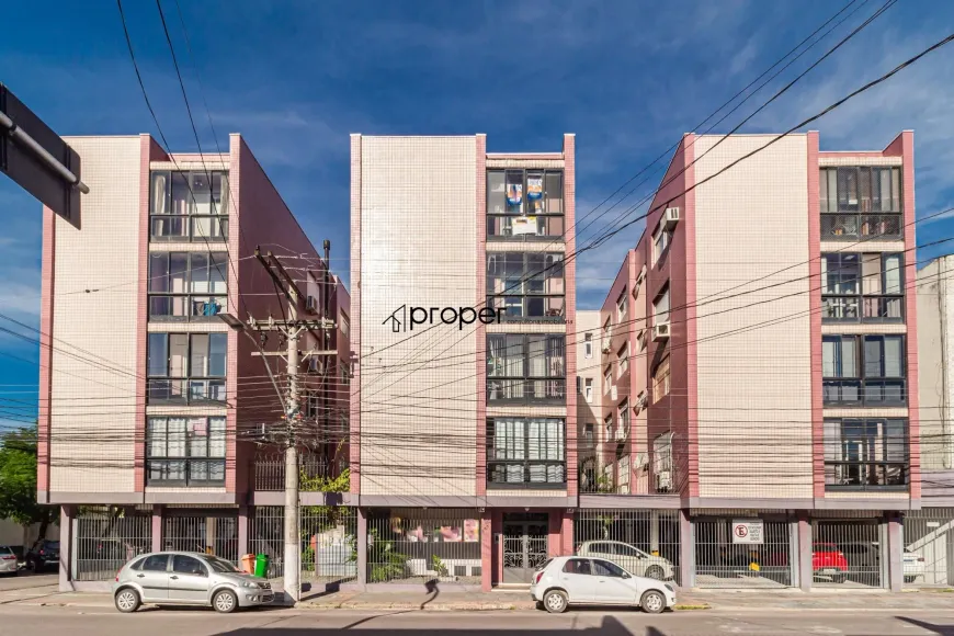 Foto 1 de Apartamento com 3 Quartos à venda, 140m² em Centro, Pelotas
