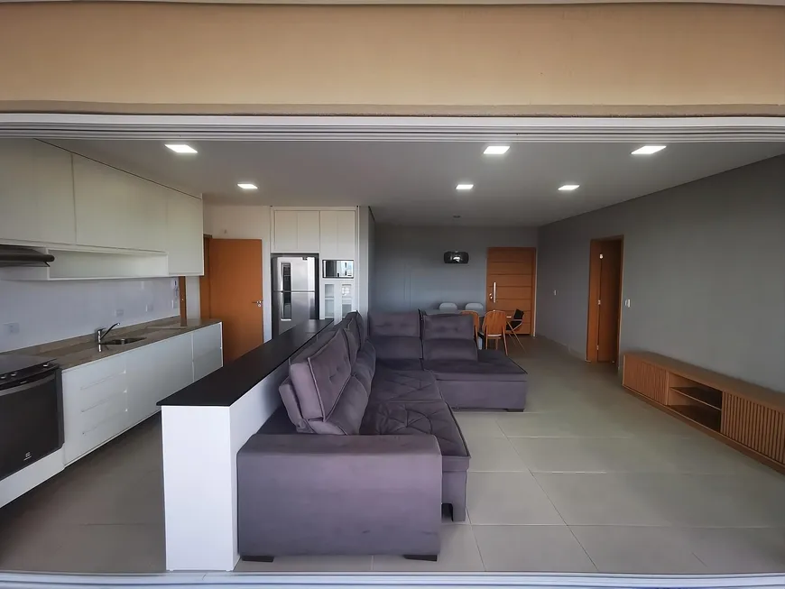 Foto 1 de Apartamento com 4 Quartos para alugar, 155m² em Vila Edmundo, Taubaté