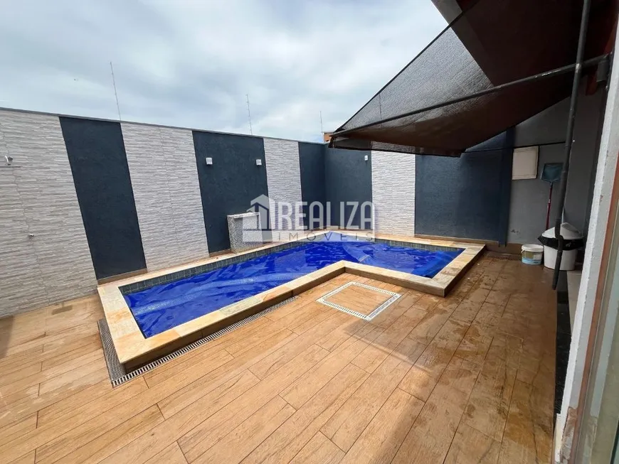 Foto 1 de Casa com 3 Quartos à venda, 170m² em Jardim Nenê Gomes, Uberaba