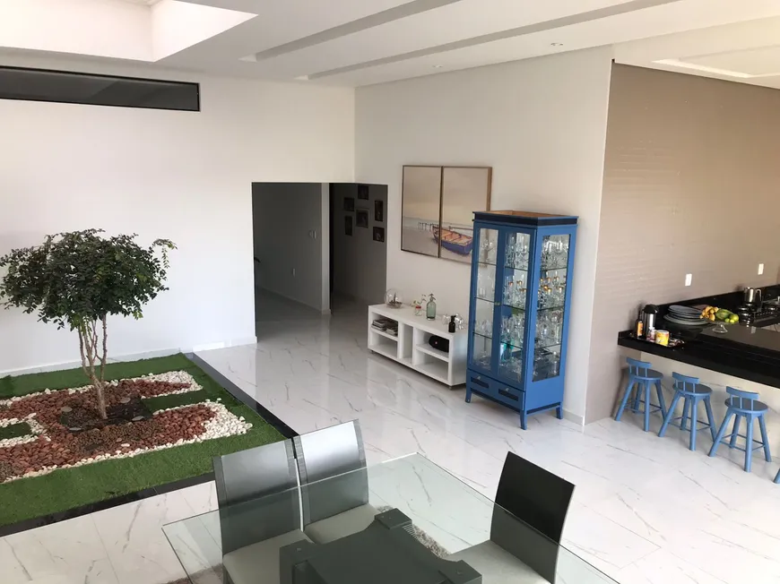 Foto 1 de Casa com 3 Quartos à venda, 240m² em Antonio Cassimiro, Petrolina