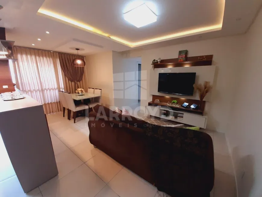 Foto 1 de Apartamento com 3 Quartos à venda, 83m² em Aeroporto, Tubarão