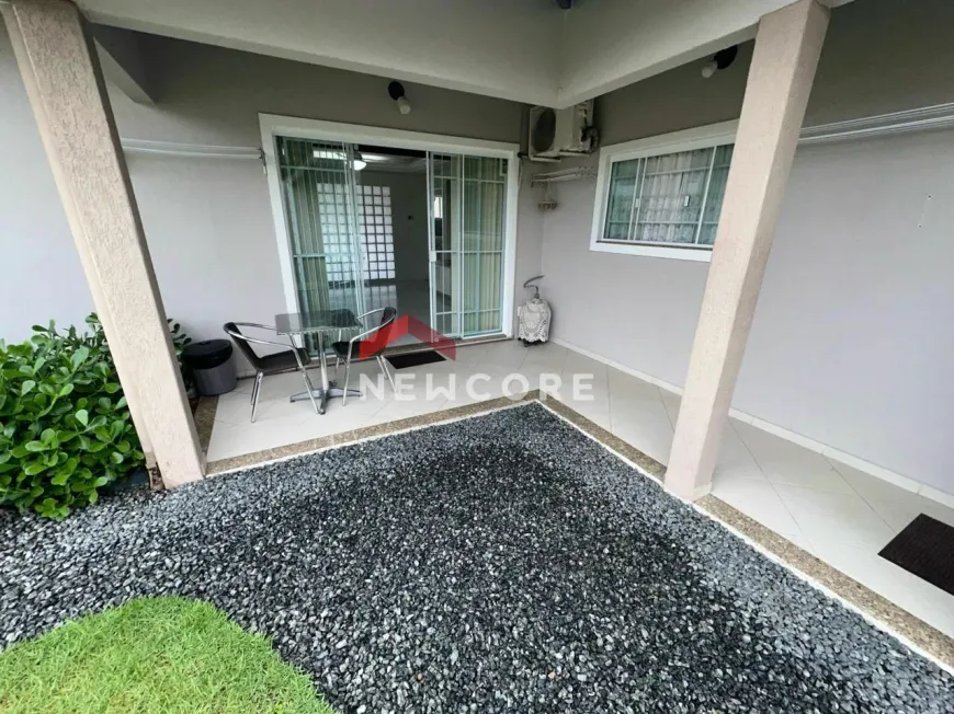 Foto 1 de Casa com 2 Quartos à venda, 172m² em Santa Catarina, Joinville