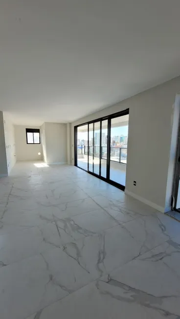 Foto 1 de Apartamento com 3 Quartos à venda, 118m² em Centro, Itajaí