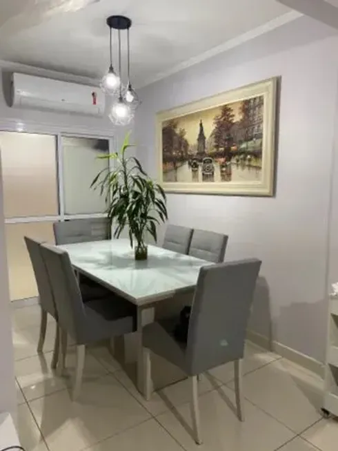 Foto 1 de Casa de Condomínio com 2 Quartos à venda, 87m² em Jardim Emília, Jacareí