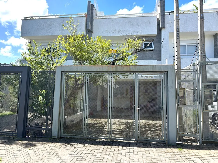 Foto 1 de Casa com 3 Quartos à venda, 215m² em Jardim Isabel, Porto Alegre