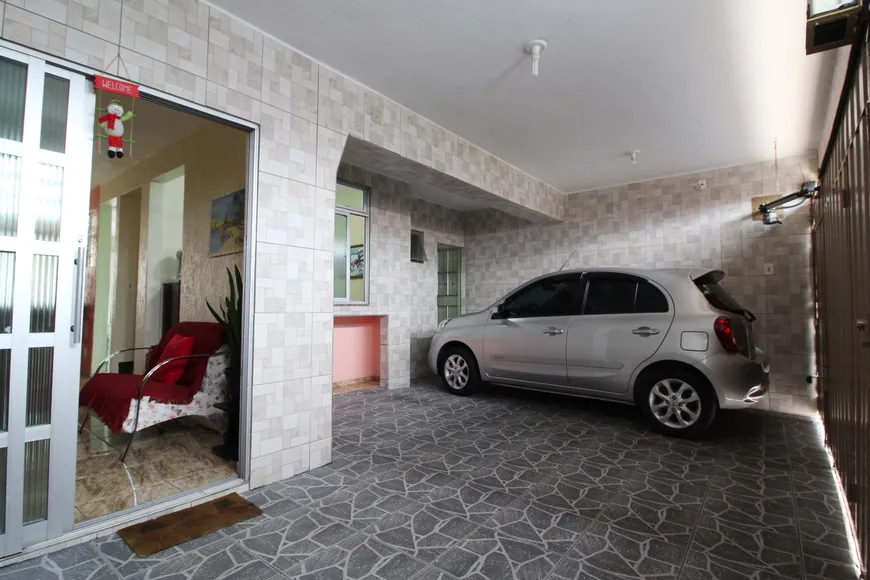 Foto 1 de Casa com 3 Quartos à venda, 220m² em Teixeira Dias, Belo Horizonte