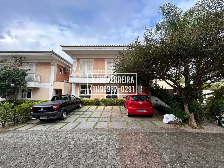 Foto 1 de Casa de Condomínio com 3 Quartos à venda, 430m² em Vila São Francisco, São Paulo