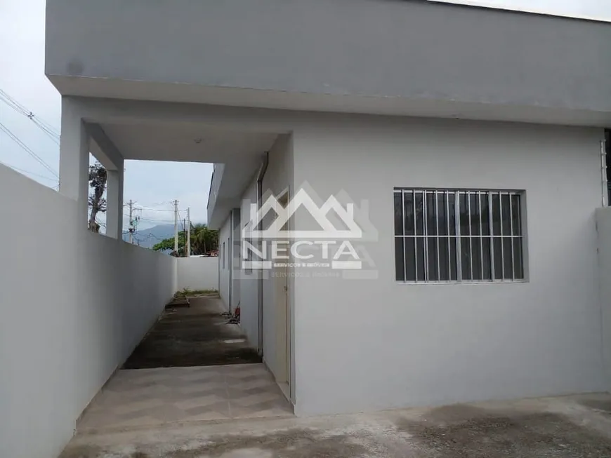 Foto 1 de Casa com 2 Quartos à venda, 73m² em Pontal de Santa Marina, Caraguatatuba