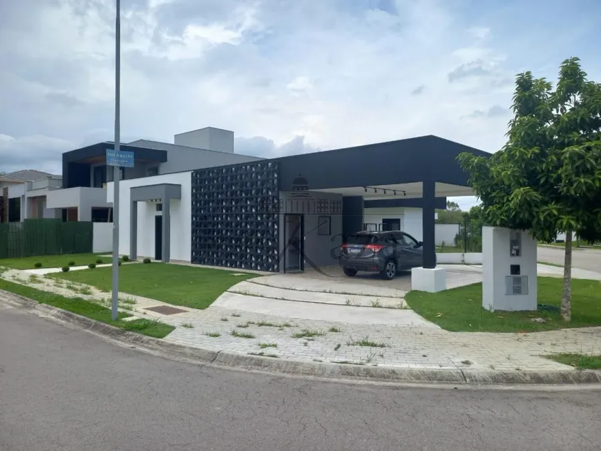 Foto 1 de Casa de Condomínio com 4 Quartos à venda, 240m² em Urbanova, São José dos Campos