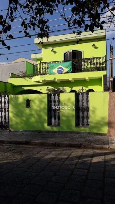 Foto 1 de Sobrado com 3 Quartos à venda, 250m² em Santa Teresinha, Santo André