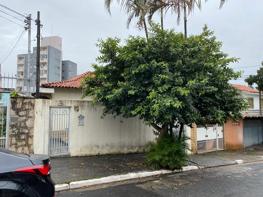 Foto 1 de Casa com 3 Quartos para alugar, 400m² em Vila Guarani, São Paulo