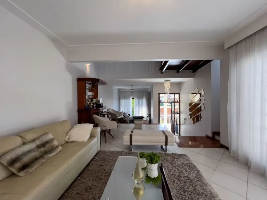 Foto 1 de Casa de Condomínio com 4 Quartos para alugar, 300m² em Jardim Paranapanema, Campinas