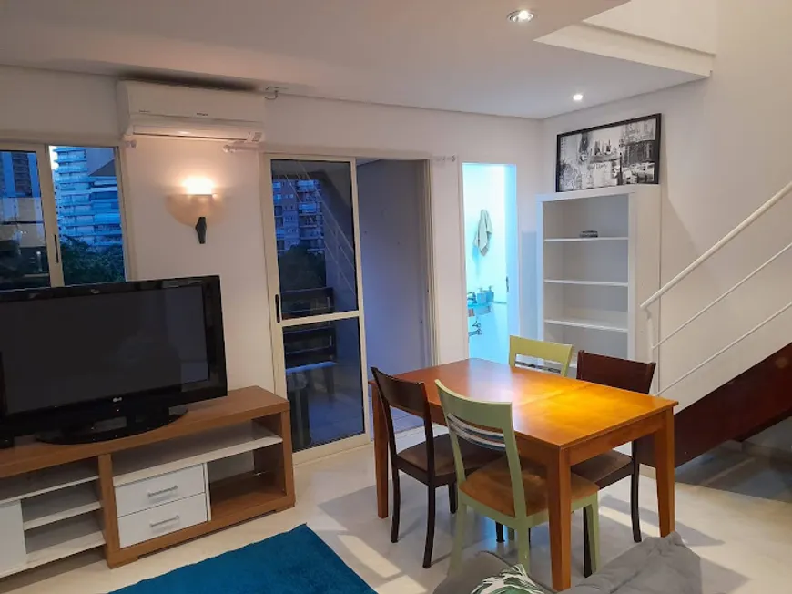 Foto 1 de Apartamento com 2 Quartos à venda, 70m² em Moema, São Paulo