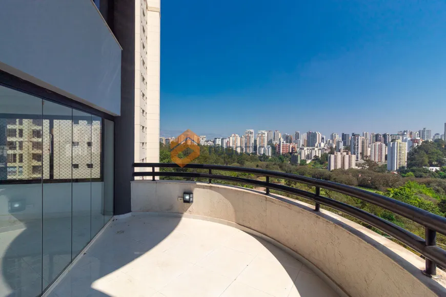 Foto 1 de Apartamento com 4 Quartos para venda ou aluguel, 234m² em Morumbi, São Paulo
