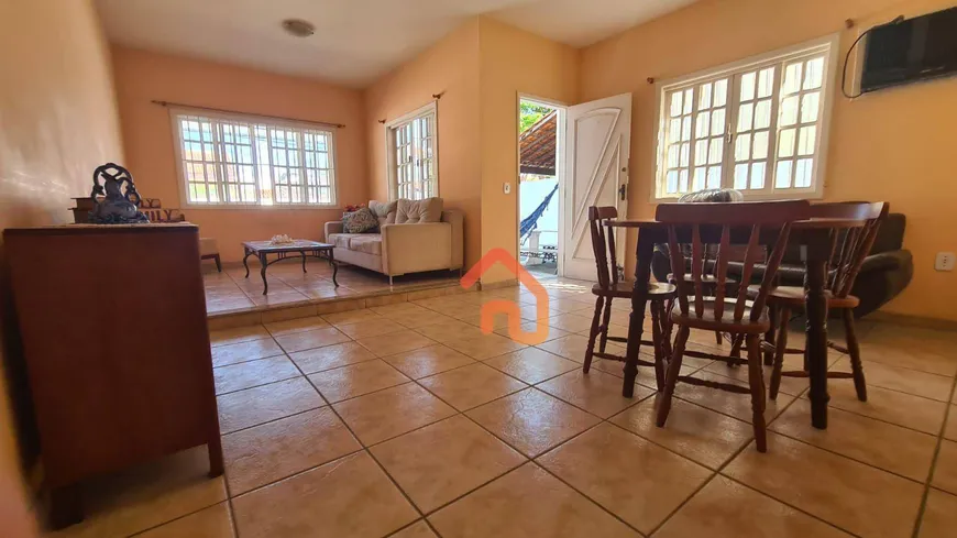 Foto 1 de Casa com 4 Quartos à venda, 210m² em Piratininga, Niterói