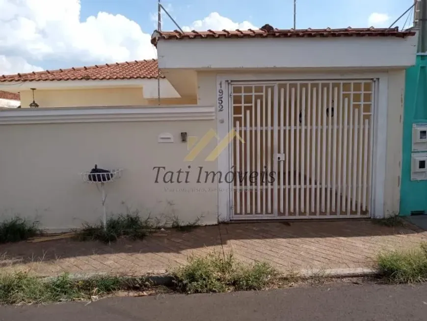 Foto 1 de Casa com 2 Quartos à venda, 128m² em Jardim Sao Carlos, São Carlos