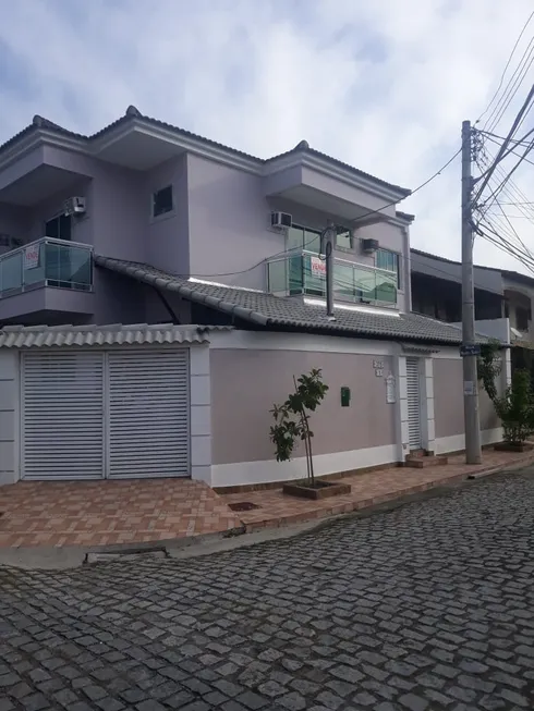 Foto 1 de Casa com 3 Quartos à venda, 196m² em Campo Grande, Rio de Janeiro