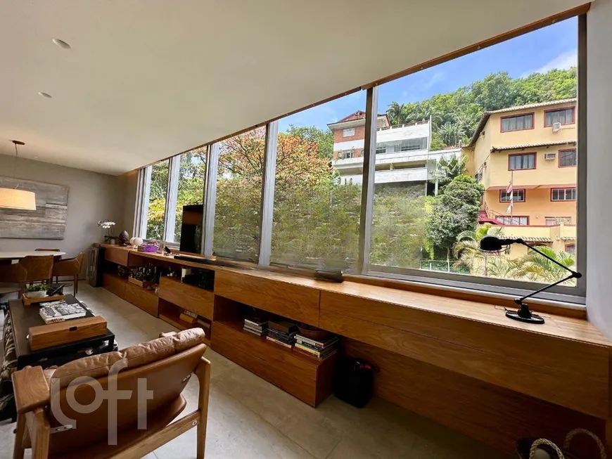 Foto 1 de Apartamento com 3 Quartos à venda, 120m² em Humaitá, Rio de Janeiro