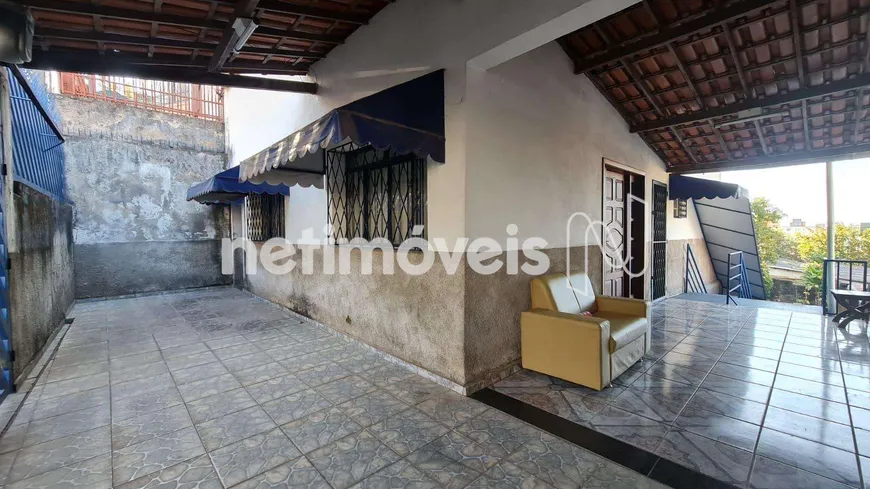 Foto 1 de Casa com 3 Quartos à venda, 350m² em Santa Efigênia, Belo Horizonte