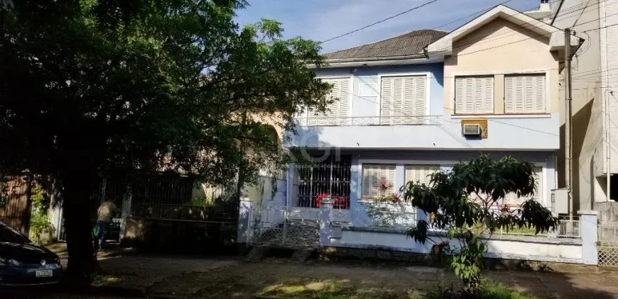 Foto 1 de Lote/Terreno à venda, 732m² em São João, Porto Alegre