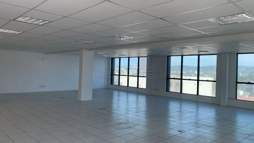 Foto 1 de Sala Comercial para alugar, 209m² em Petrópolis, Porto Alegre