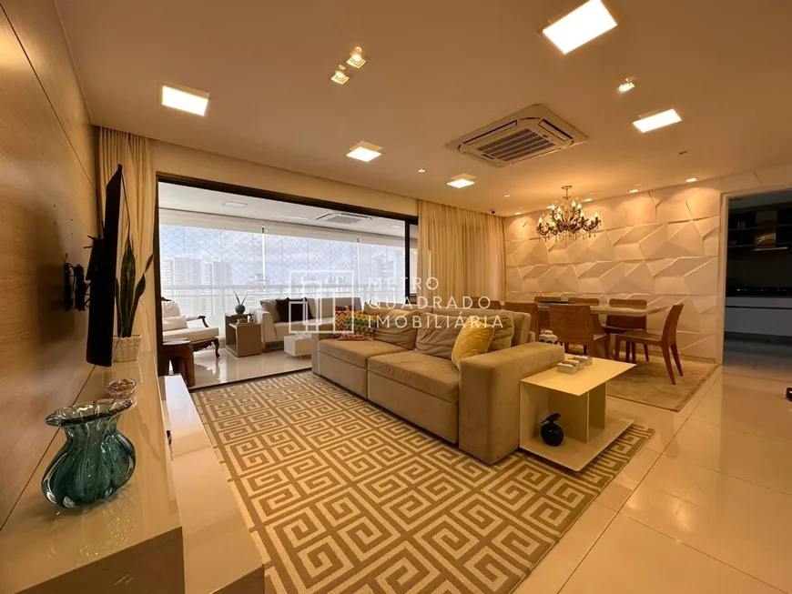 Foto 1 de Apartamento com 4 Quartos à venda, 209m² em Guararapes, Fortaleza