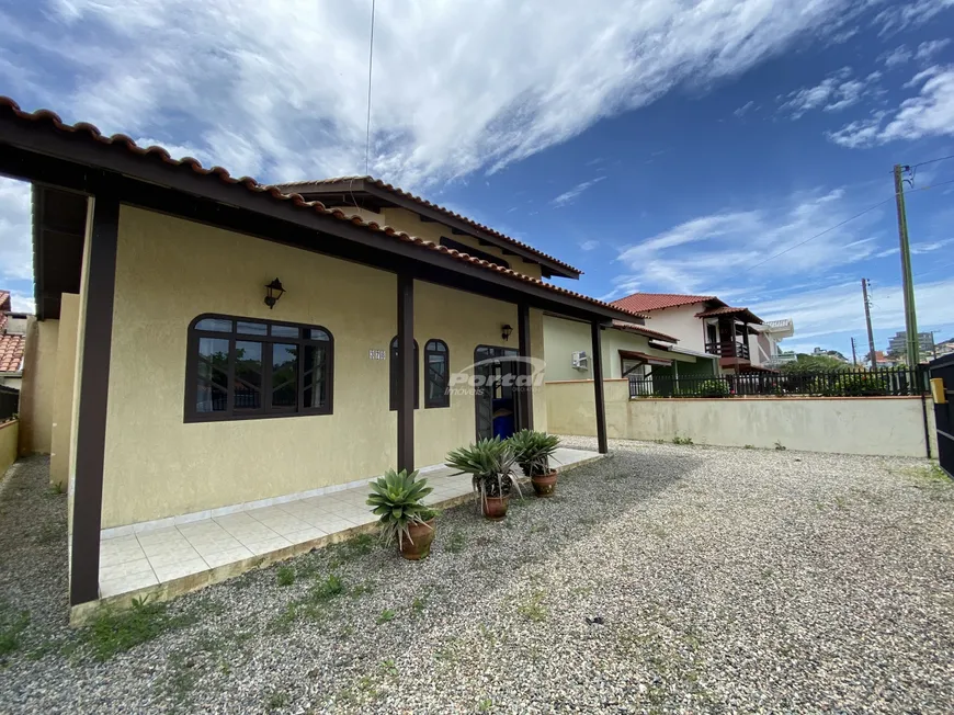 Foto 1 de Casa com 4 Quartos para alugar, 136m² em Itajubá, Barra Velha