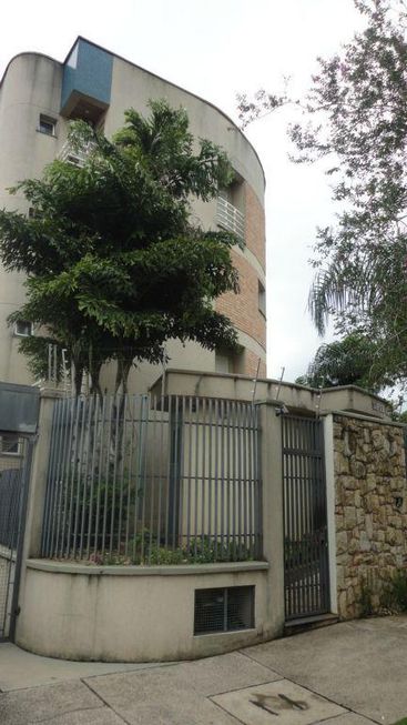 Casa na Rua Nove de Julho, em Pradópolis, por R$ 528.000 - Viva Real