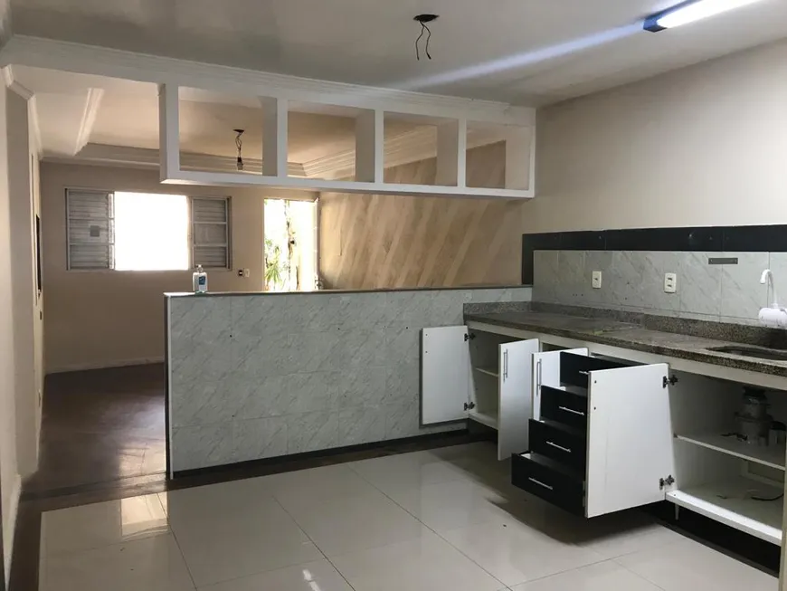 Foto 1 de Casa com 1 Quarto à venda, 60m² em Parque Ligia, São Paulo