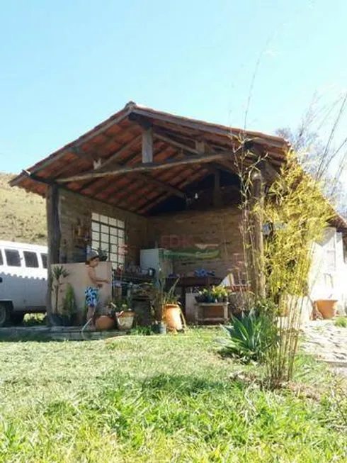 Foto 1 de Fazenda/Sítio com 1 Quarto à venda, 20000m² em Registro, Taubaté