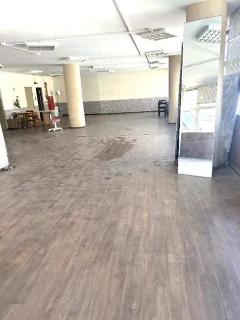 Foto 1 de Ponto Comercial para alugar, 270m² em Centro, São Paulo