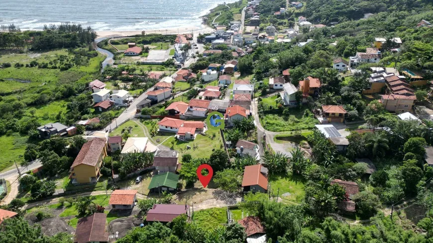 Foto 1 de Lote/Terreno à venda, 365m² em Praia da Gamboa, Garopaba