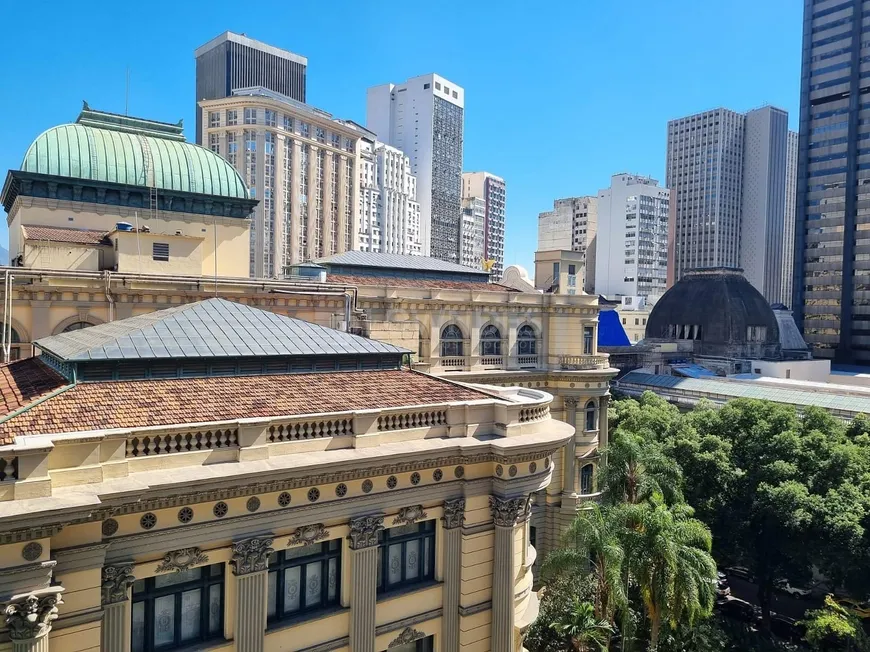 Foto 1 de Sala Comercial para alugar, 103m² em Centro, Rio de Janeiro