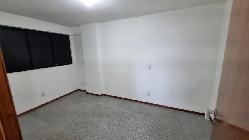 Foto 1 de Apartamento com 3 Quartos para alugar, 87m² em Farol, Maceió
